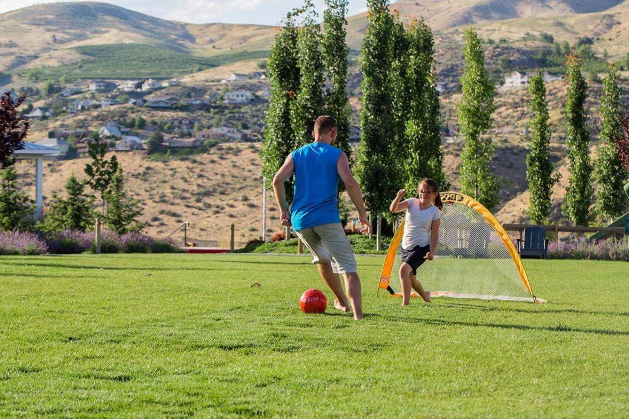 More Cowbell! #63 Chelan Exterior foto